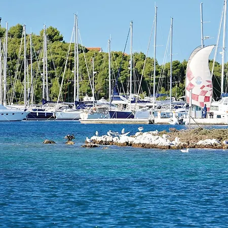 6 Bedroom Stunning In Prázdninový dům *