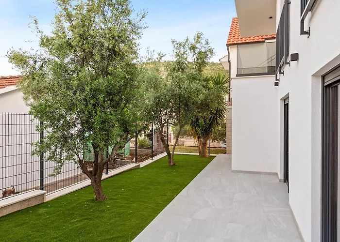 בית נופש 6 Bedroom Stunning In *