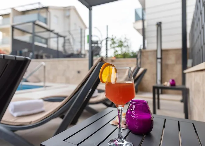 6 Bedroom Stunning In * Podglavica