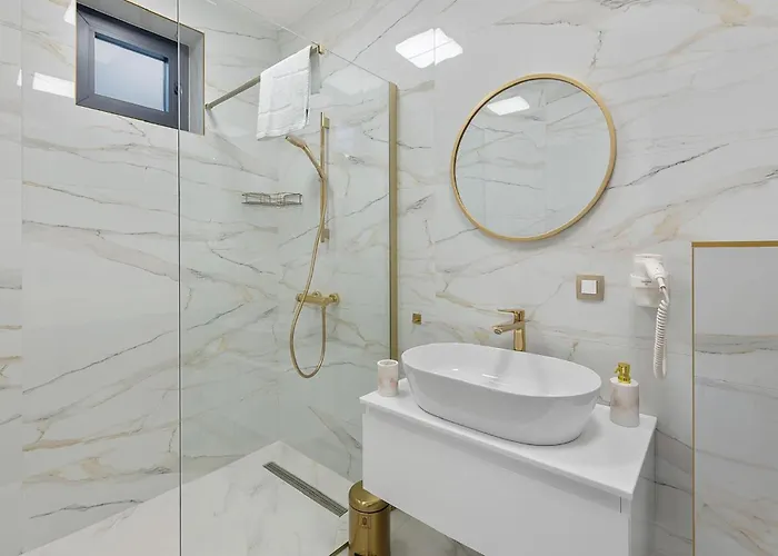 בית נופש 6 Bedroom Stunning In *